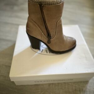 STEVE MADDEN BOOTS